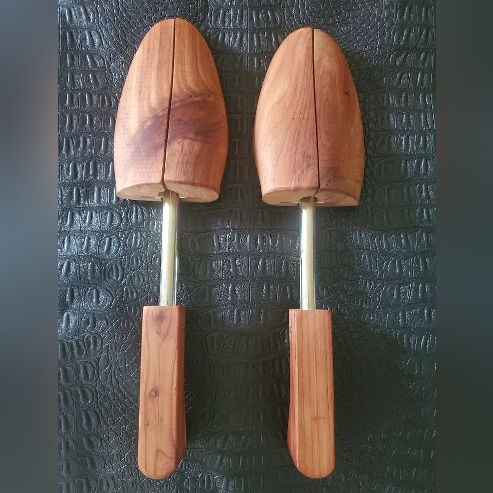 Cedar Wood Shoe Trees Stretchers Shapers size L